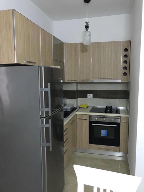 Radhima Beach Apartment-Tirana Resort Orikum Extérieur photo